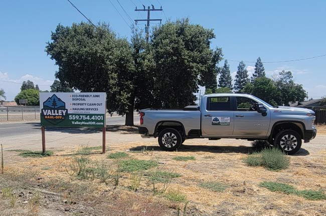 junk removal in tulare